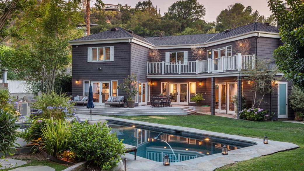 Neil-Patrick-Harris-Home-Rear-View