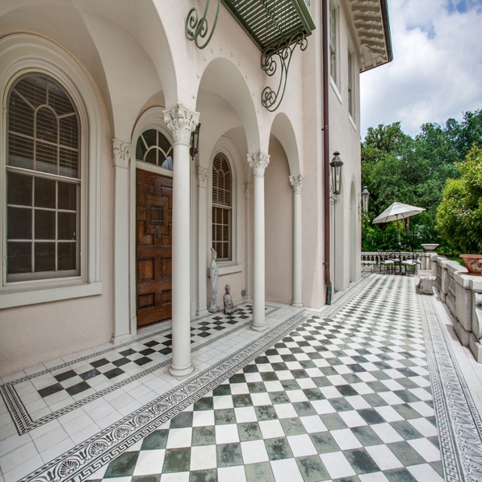 ECHOES of THE ROARING TWENTIES: SIX HOMES of IMPECCABLE&nbsp;STYLE